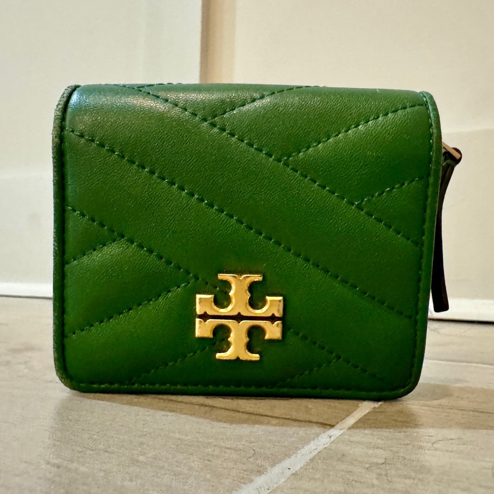 Tory Burch Kira Bifold Quilted Green Wallet with Gold Logo